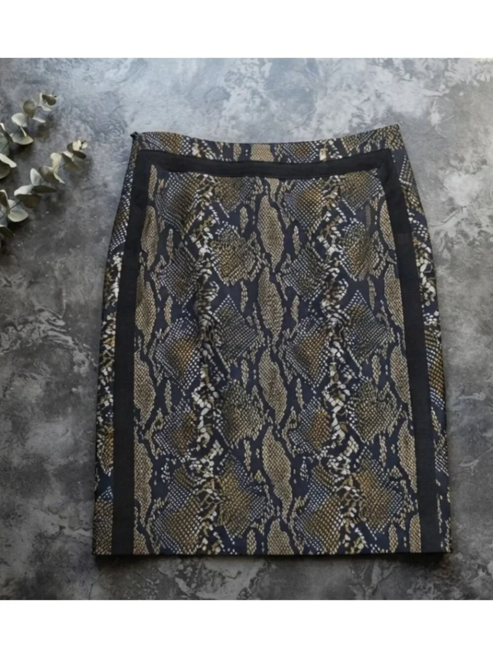 NWT Women's - Diane Von Furstenberg Marta Framed Python Pencil Skirt, Size 8